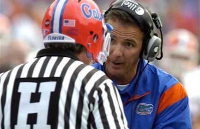 Urban Meyer Explains Things to Gator Ref