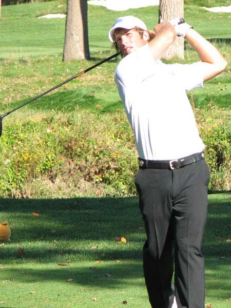  Kentucky golfers swing 