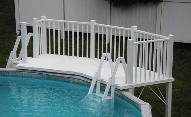 Four Types of Above Ground Pool Equipment