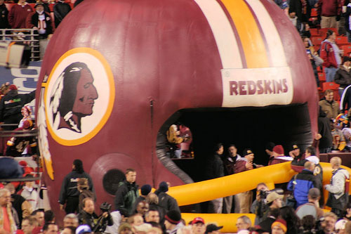 huge-redskins-helmet.jpg