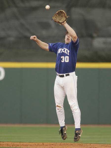  Kentucky baseball catch 