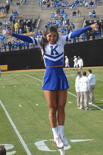 UK Wildcat Football Cheerleader