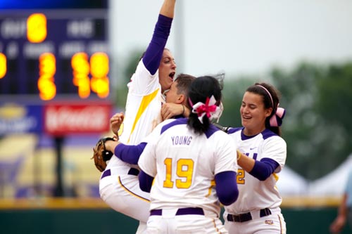 LSU Players celebrate