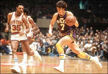  Pistol Pete Maravich playing with the New Orleans Jazz in 1979.